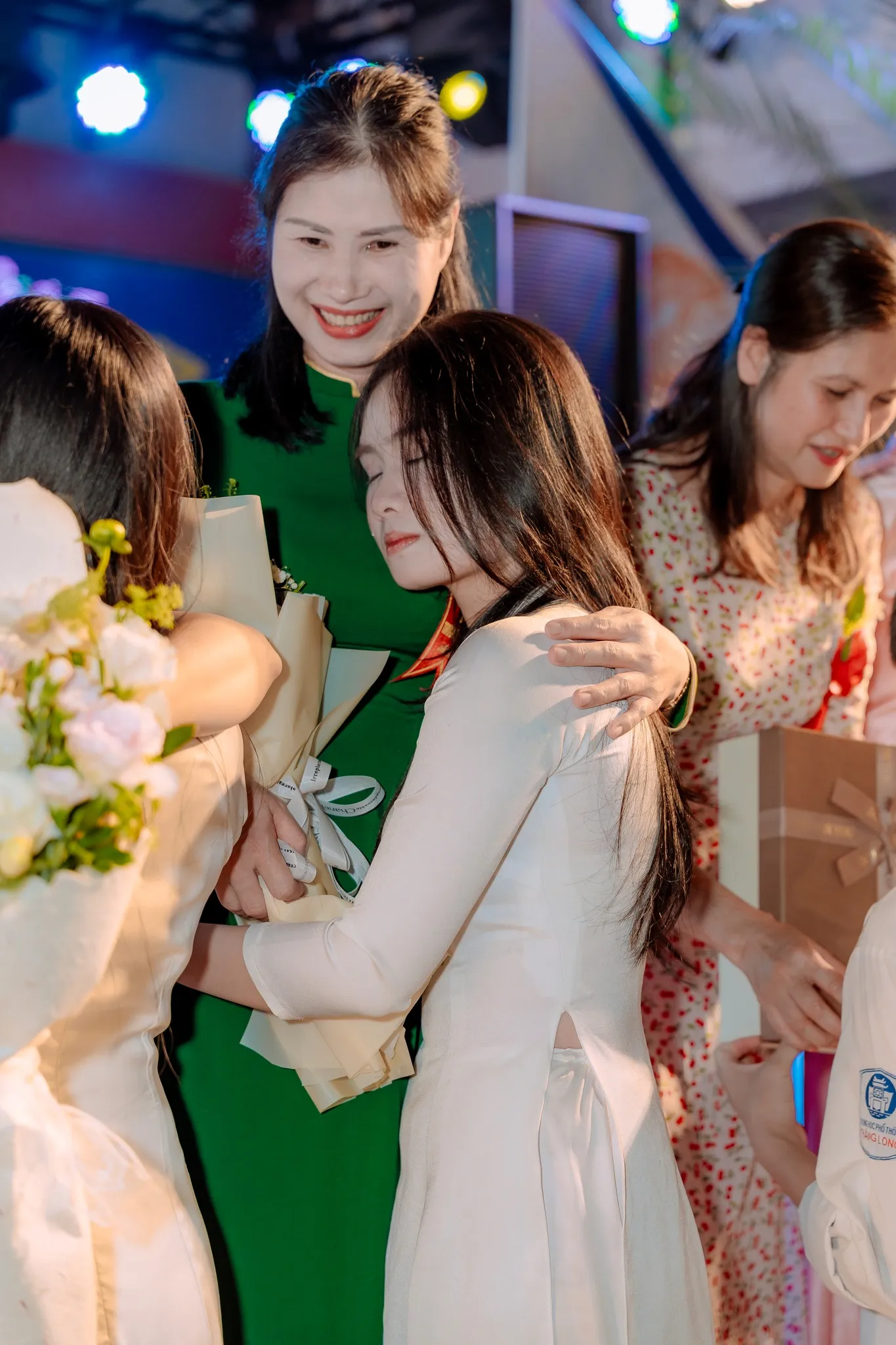 Nhấn vào ảnh để phóng to 25