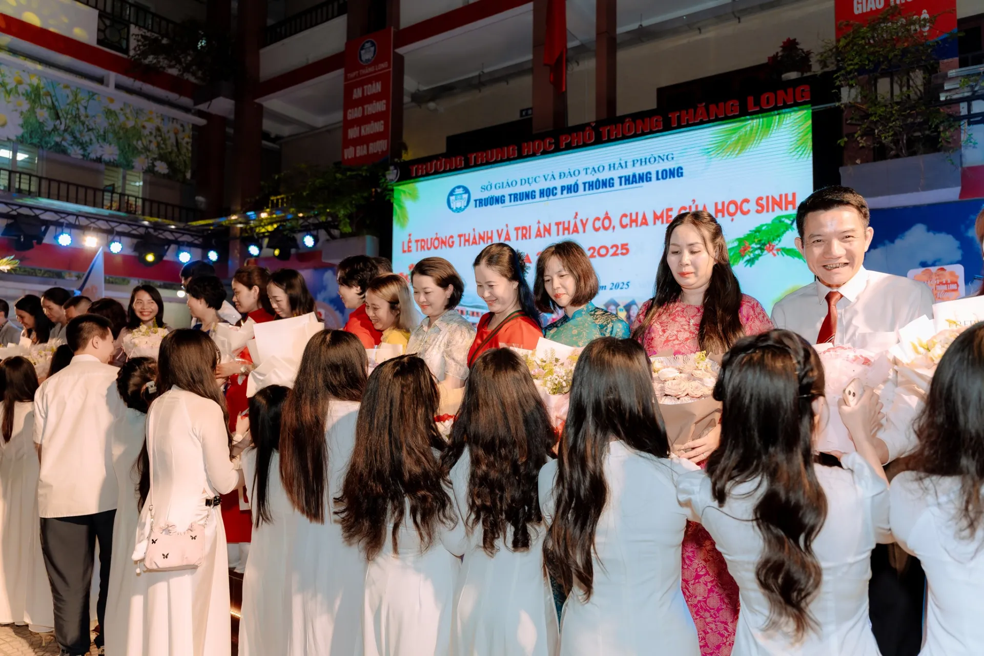 Nhấn vào ảnh để phóng to 26