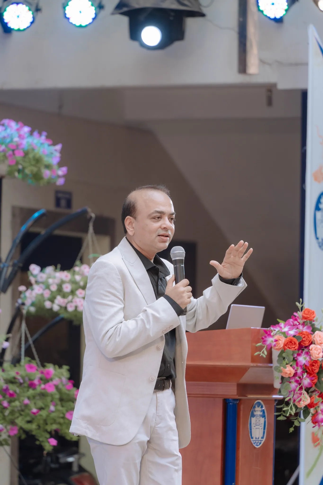 Nhấn vào ảnh để phóng to 8 3